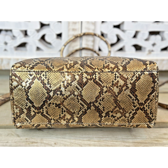 HOBO INTERNATIONAL Sheila Medium Satchel Crossbody Metallic Golden Snake Leather - Picture 7 of 11